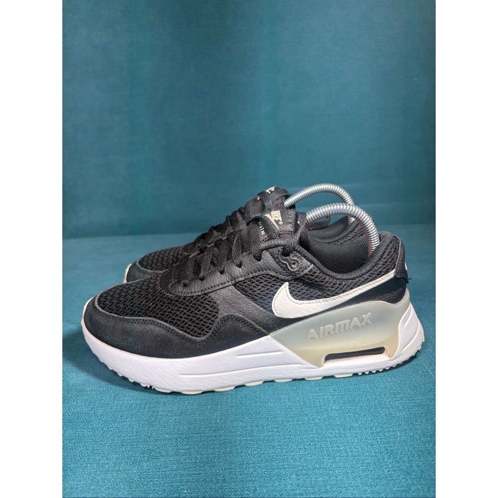 Nike Air Max SYSTM Black Wolf Grey White Women’s Size 8.5 Sneakers DM9538-001